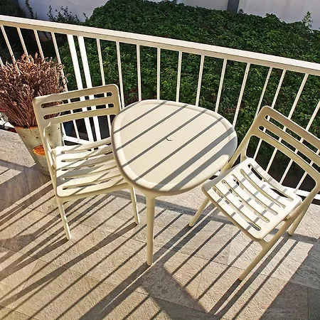 House Filipovic Макарська